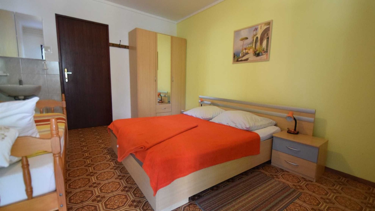 Photo of Bedroom in Vantacici