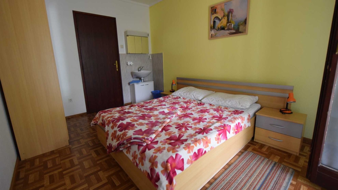 Photo of Bedroom in Vantacici