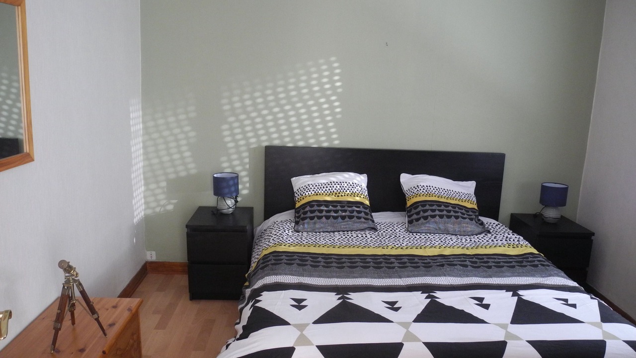 Photo of Bedroom in Tredrez-Locquemeau