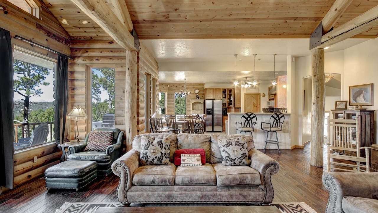 Photo of Livingroom in Ruidoso