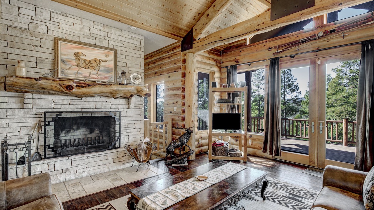 Photo of Livingroom in Ruidoso