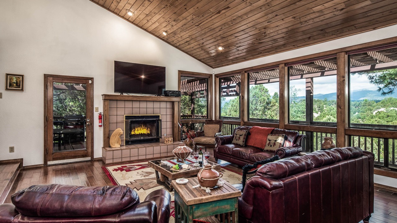 Photo of Livingroom in Ruidoso