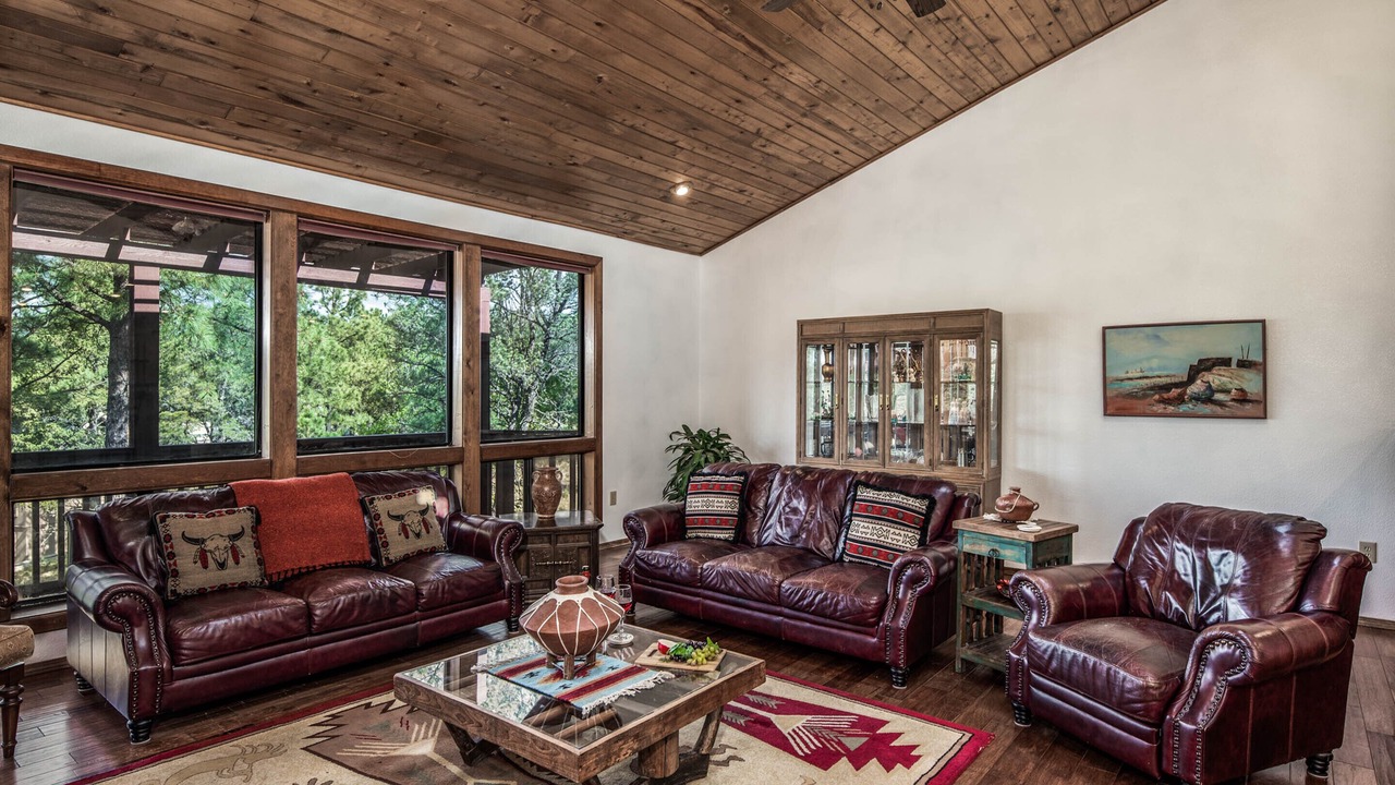 Photo of Bedroom in Ruidoso
