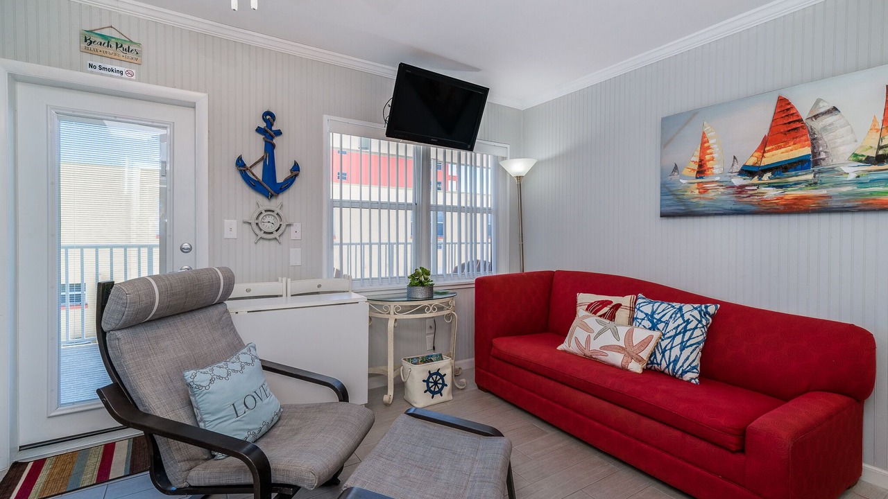 Photo of Livingroom in North Redington Beach