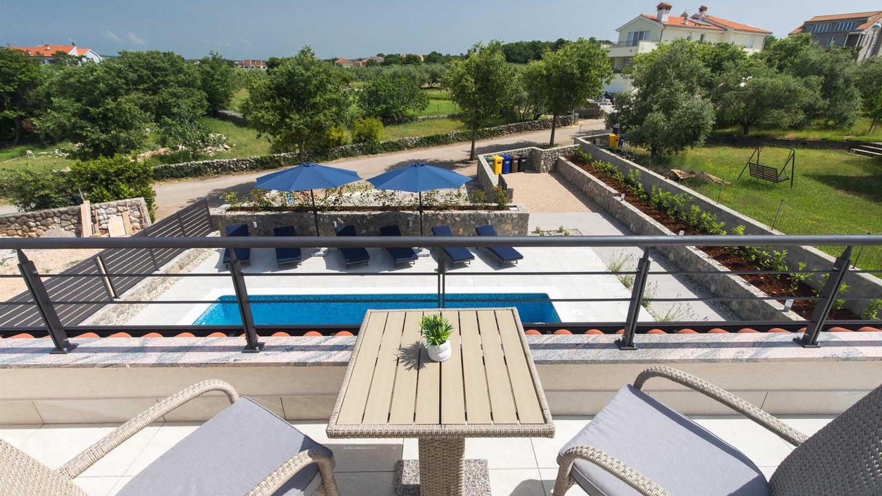 Photo of Outdoor in Porat