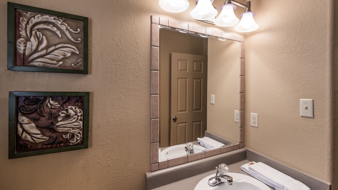 Photo of Bathroom in Ruidoso