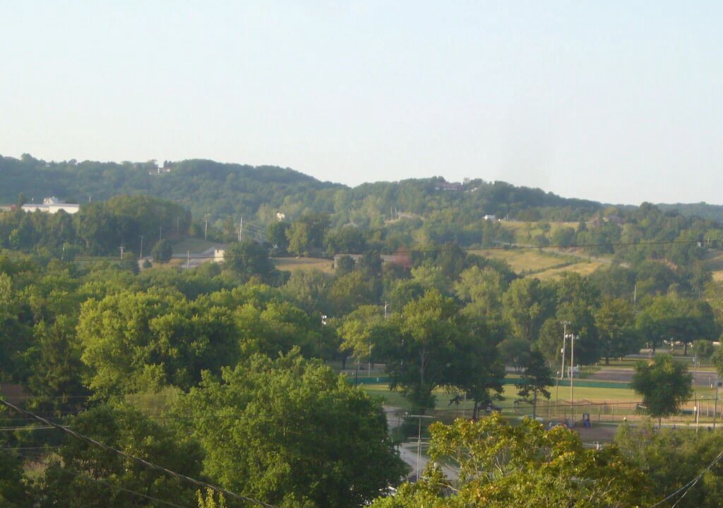 Photo of Others in Hermann