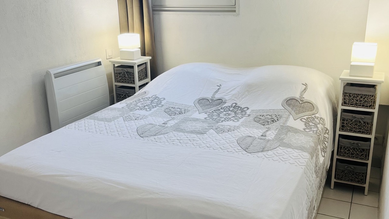 Photo of Bedroom in Sete