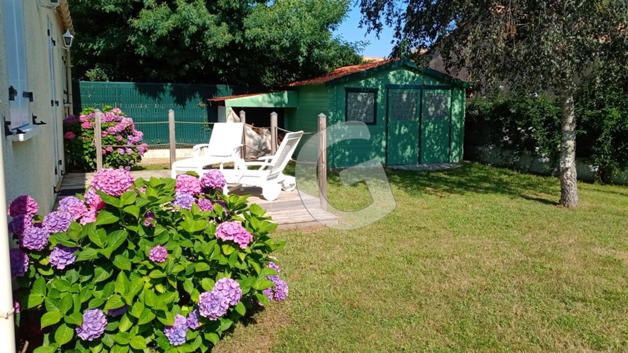 Photo of Outdoor in Saint-Vincent-sur-Jard