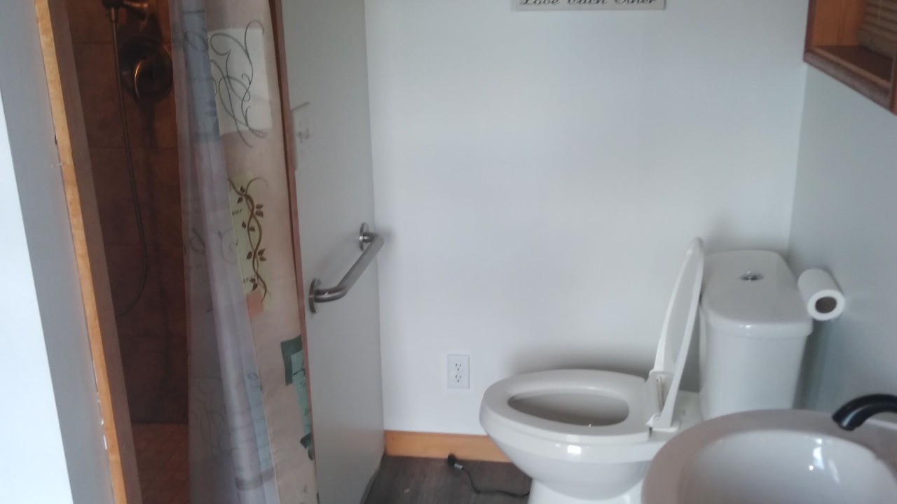 Photo of Bathroom in Kyle