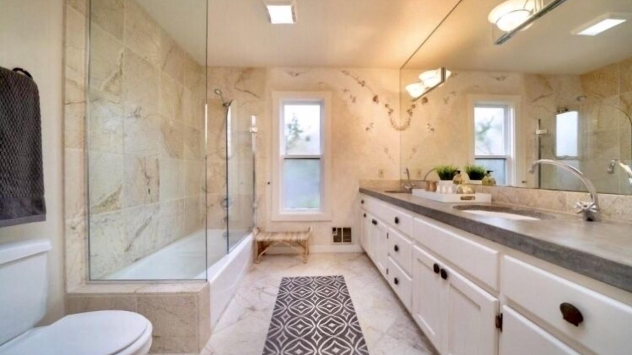 Photo of Bathroom in Castroville
