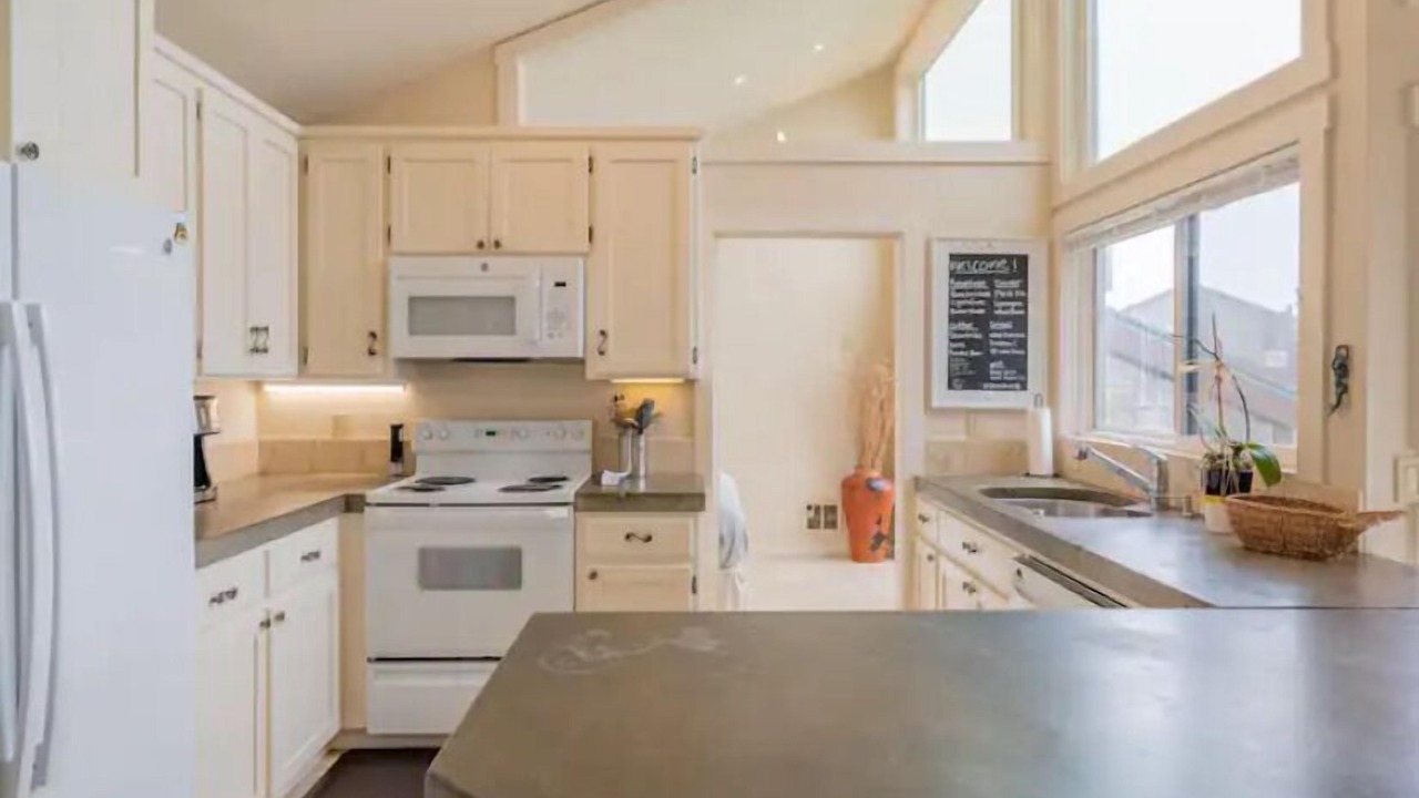 Photo of Kitchen in Castroville