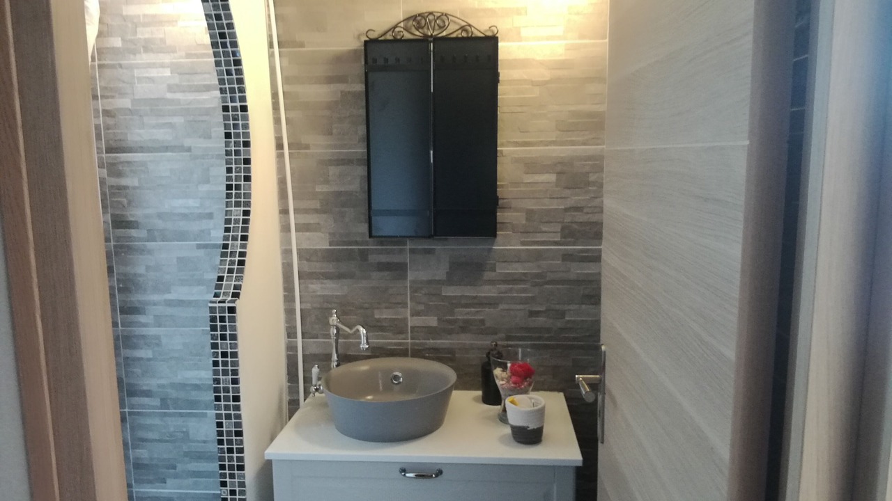 Photo of Bathroom in Saint-Marc