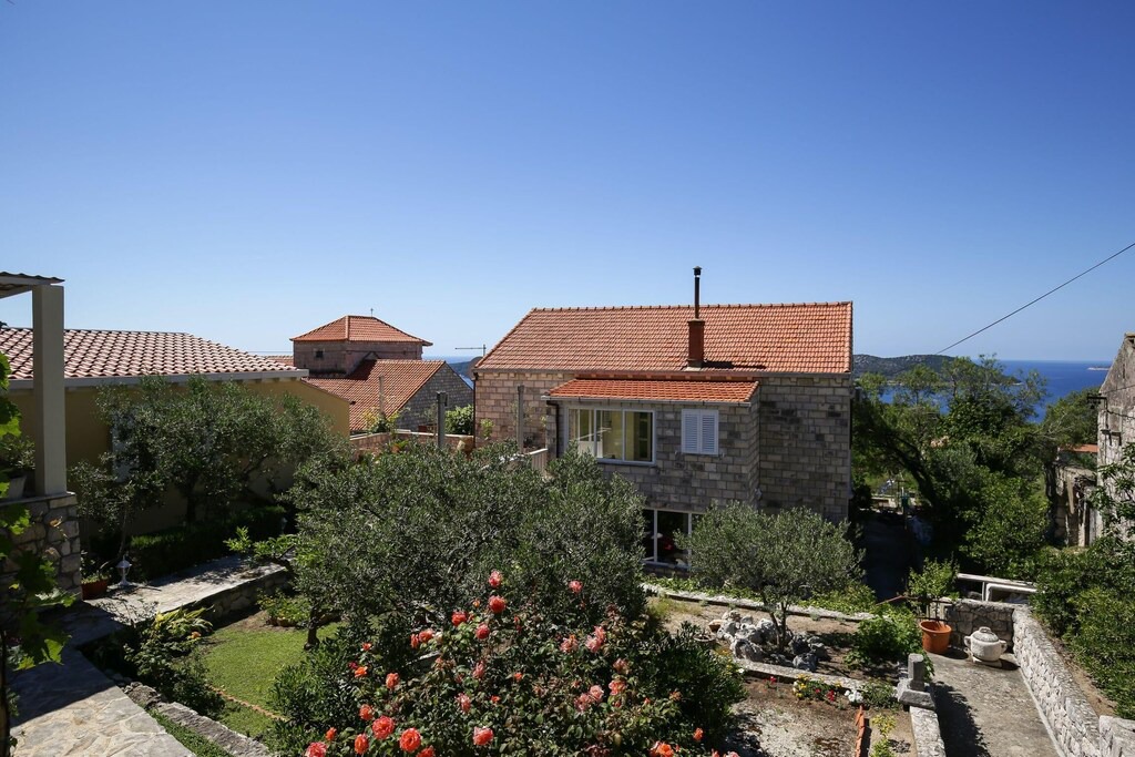 Photo of Buildings in Orasac