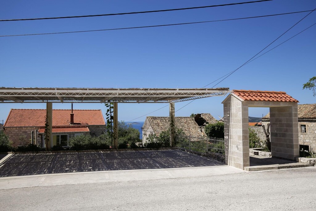 Photo of Buildings in Orasac