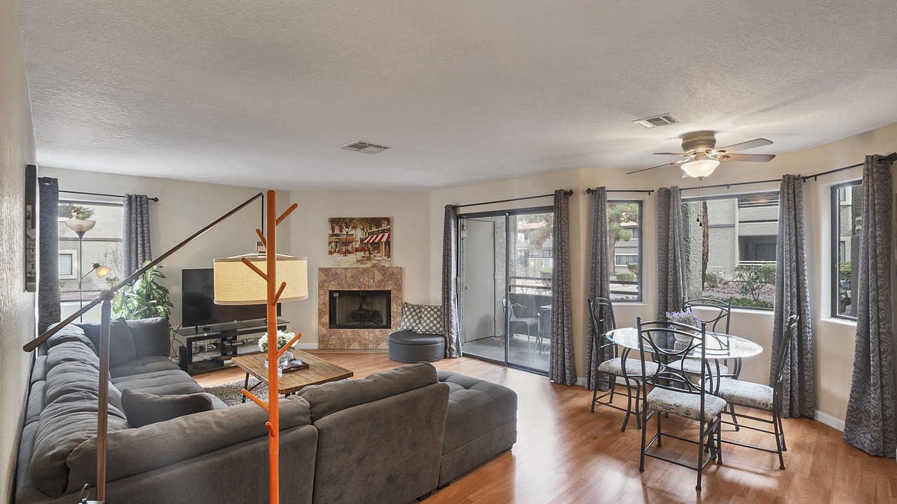 Photo of Livingroom in Enterprise