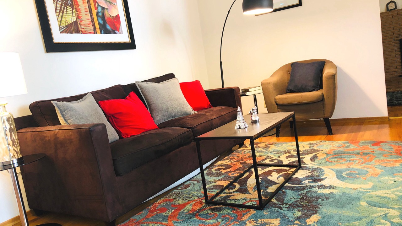 Photo of Livingroom in Davis