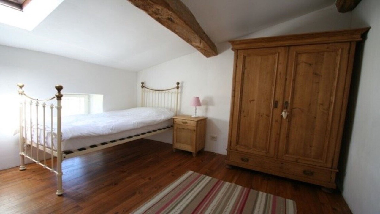 Photo of Bedroom in Mortagne-sur-Gironde