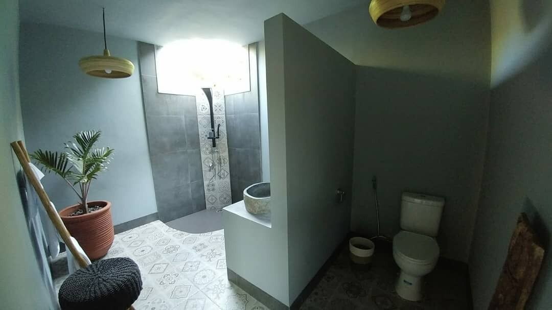 Photo of Bathroom in Bukti