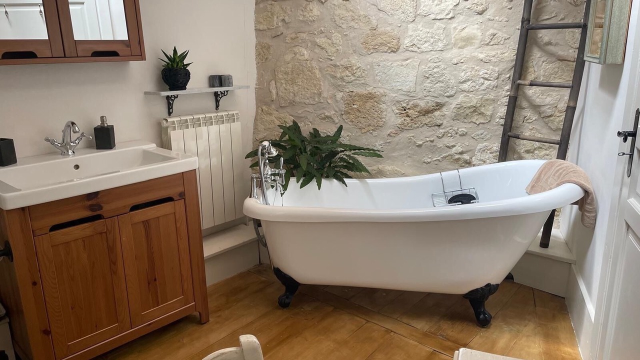 Photo of Bathroom in La Sauvetat