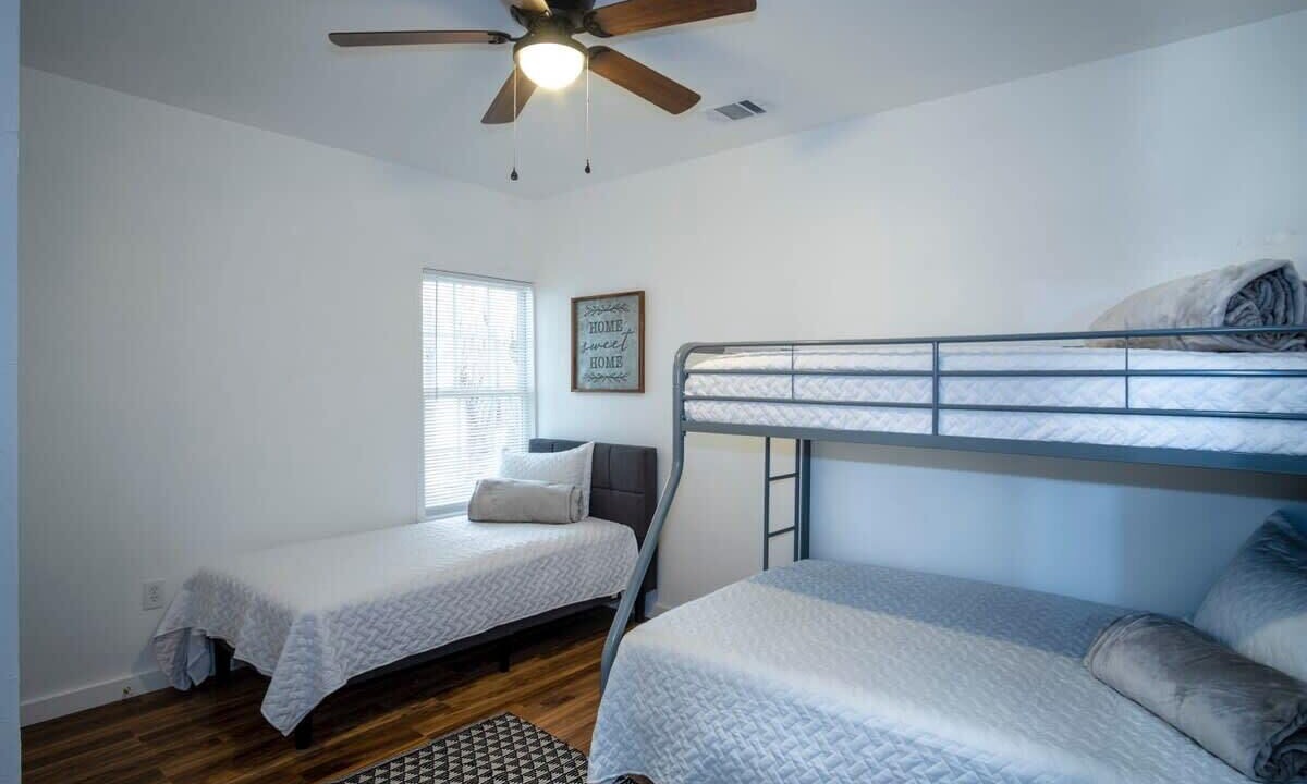 Photo of Bedroom in Nevada Street