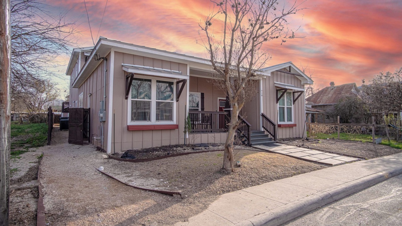 Photo of Outdoor in Near East Side