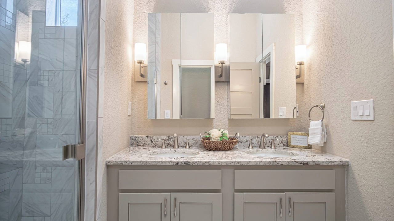 Photo of Bathroom in Near East Side