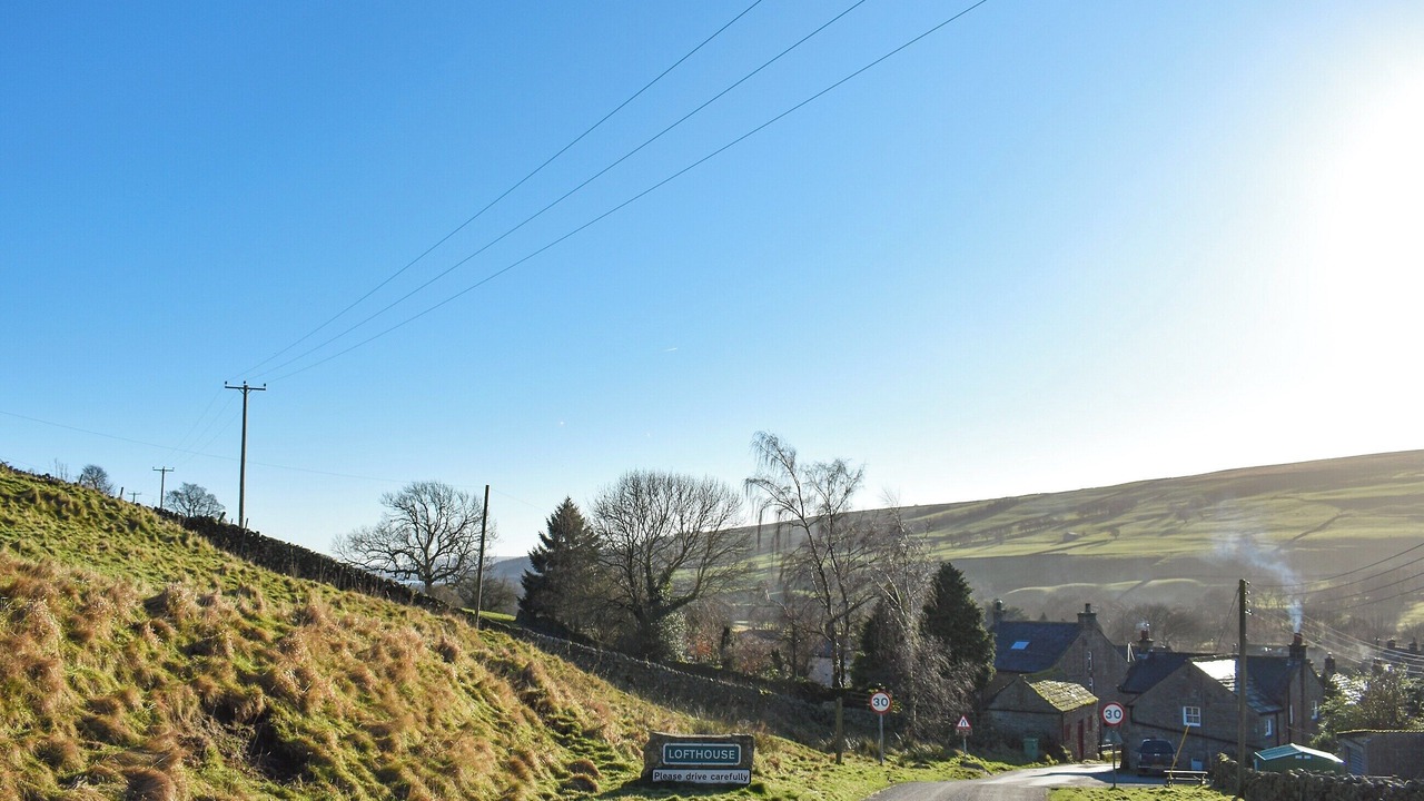 Photo of Others in Lofthouse