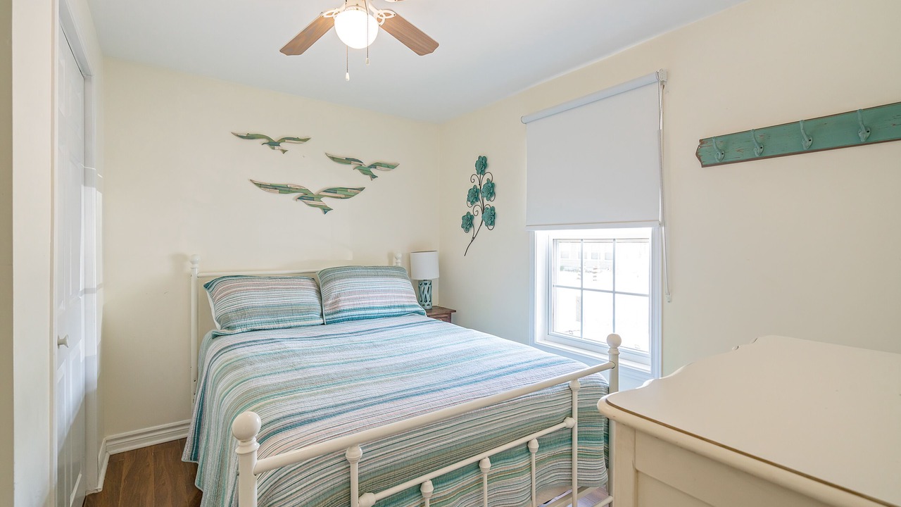 Photo of Bedroom in Crystal Beach