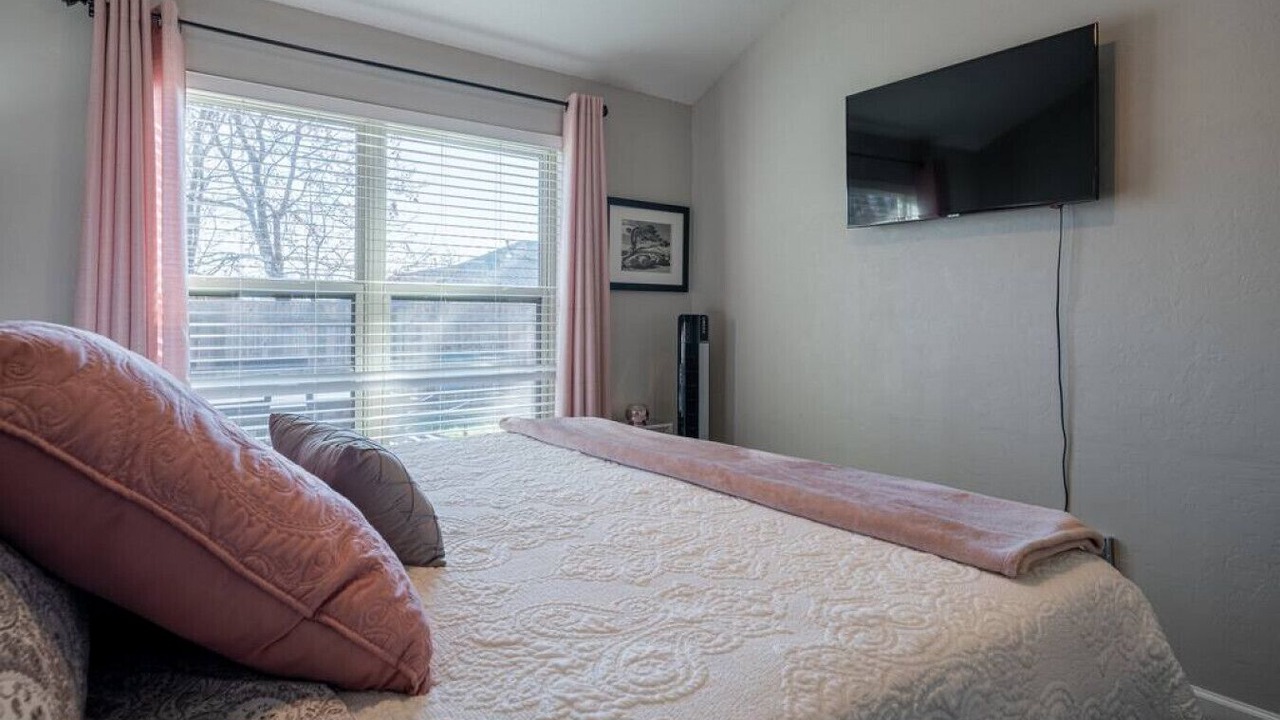Photo of Bedroom in Edmond