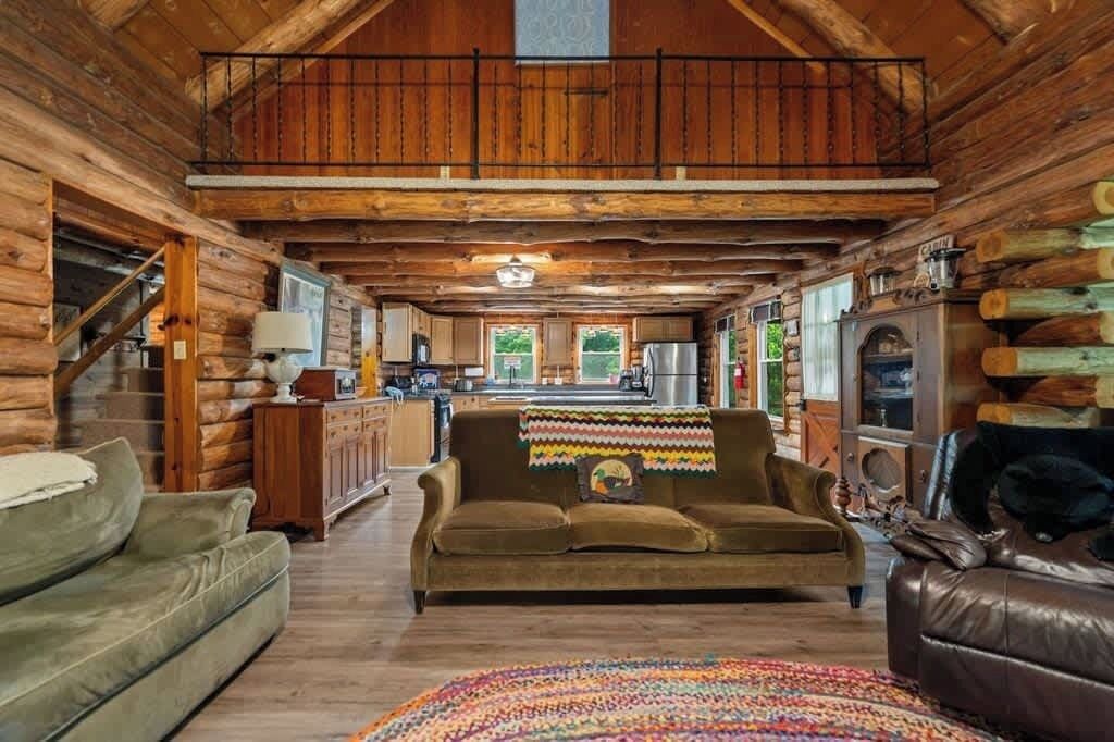 Photo of Livingroom in Fishers Hill