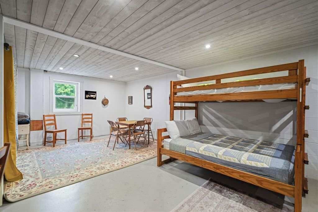Photo of Bedroom in Fishers Hill