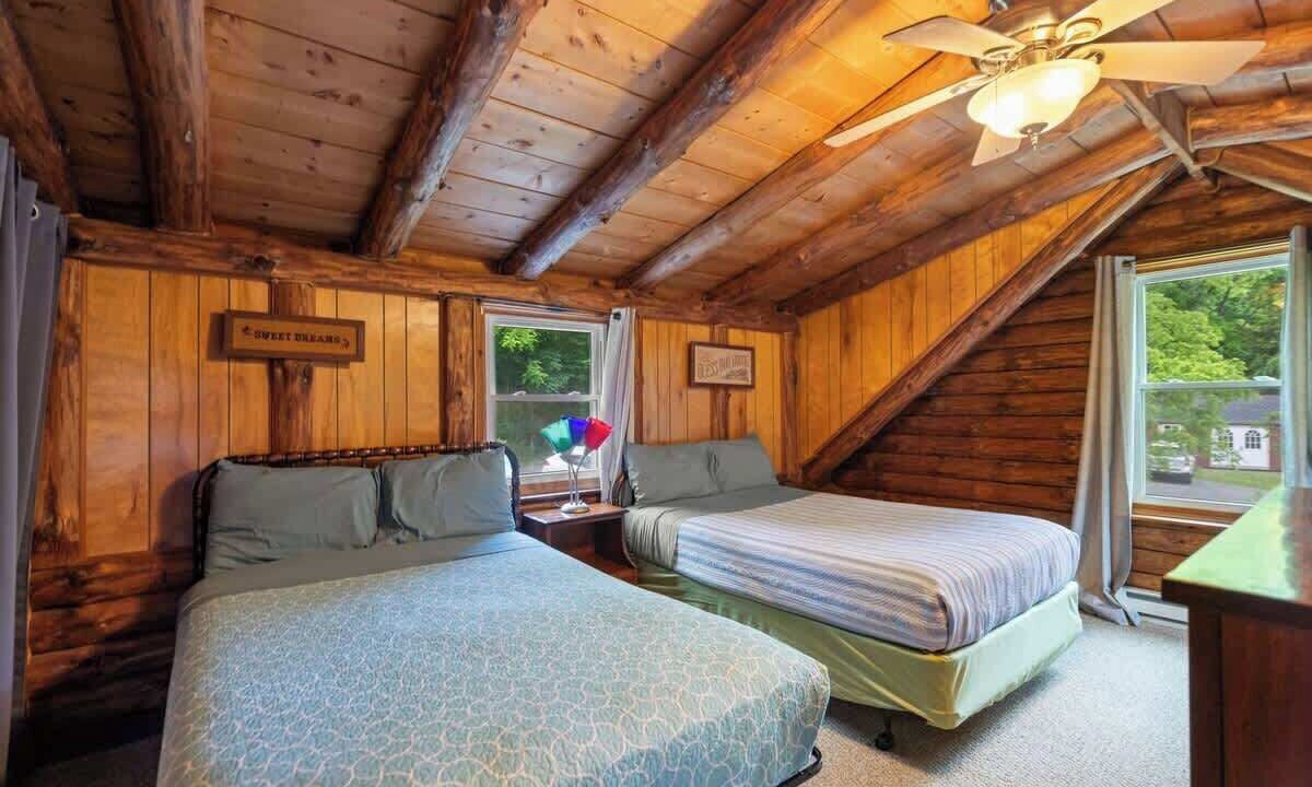 Photo of Bedroom in Fishers Hill