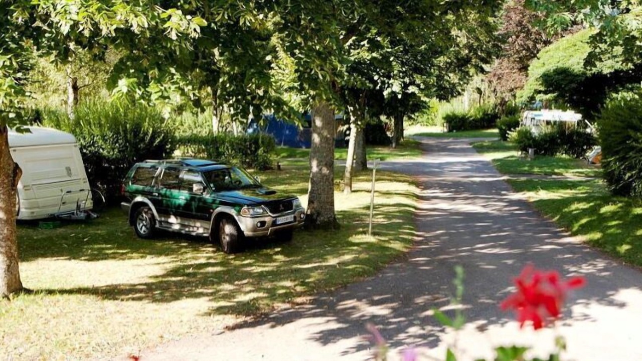 Photo of Others in Matour