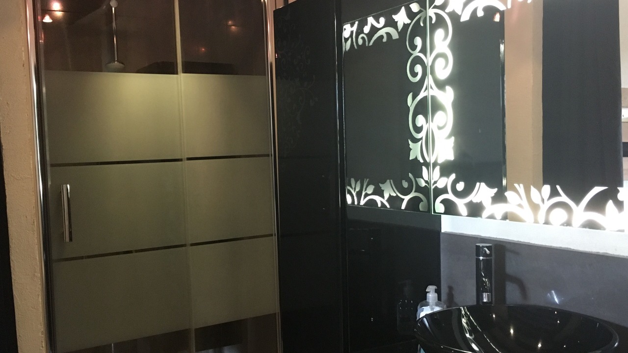 Photo of Bathroom in Thiveral-Grignon