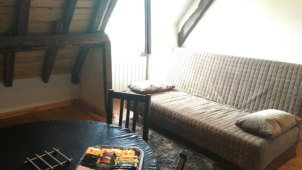 Photo of Livingroom in Thiveral-Grignon