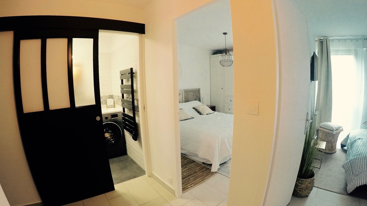 Photo of Bedroom in Sete