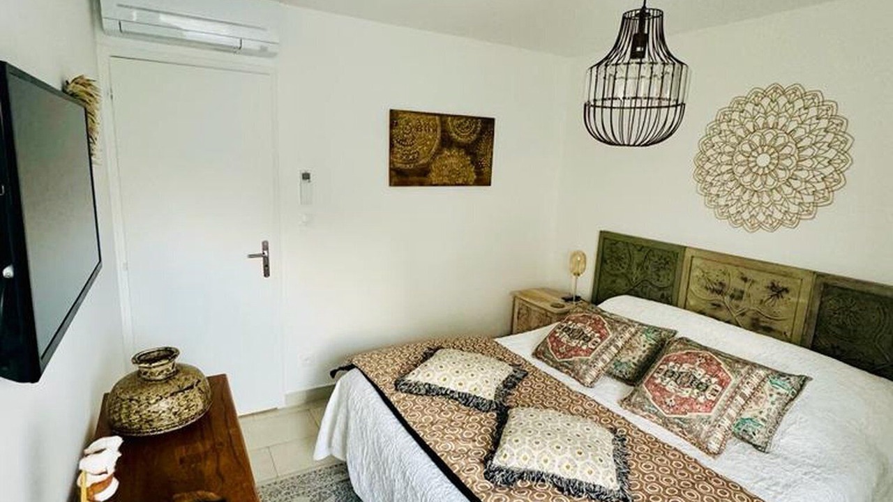 Photo of Bedroom in Sete