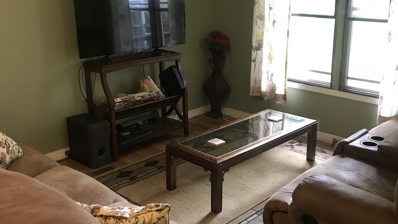 Photo of Livingroom in Thousand Island Park