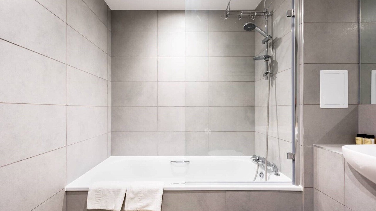 Photo of Bathroom in Uxbridge North