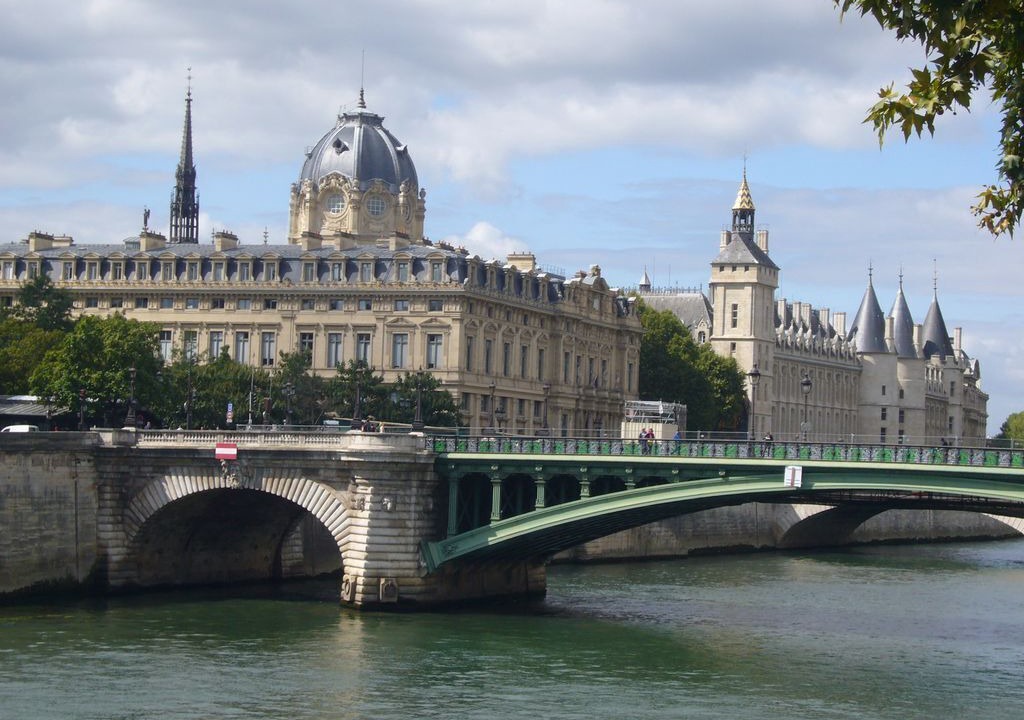 Photo of Others in Notre Dame