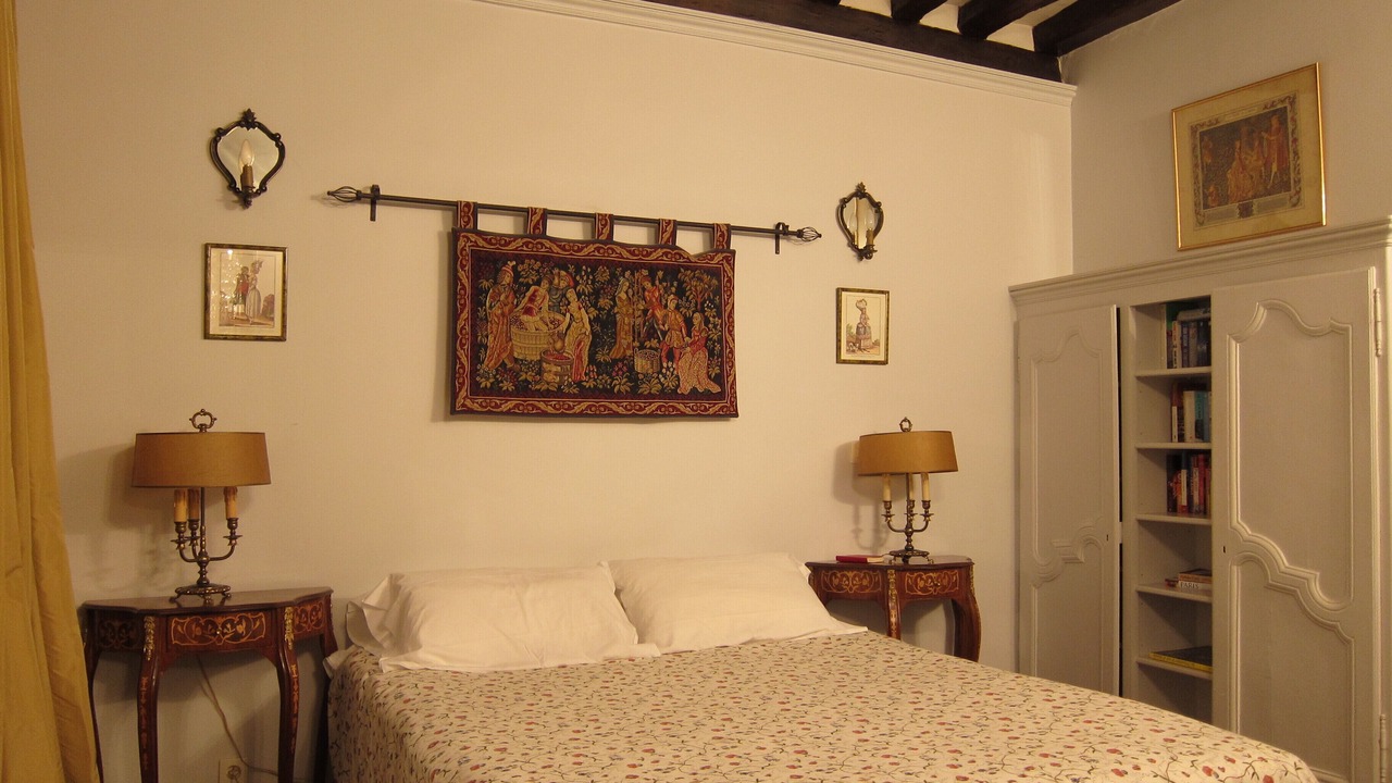 Photo of Bedroom in Notre Dame