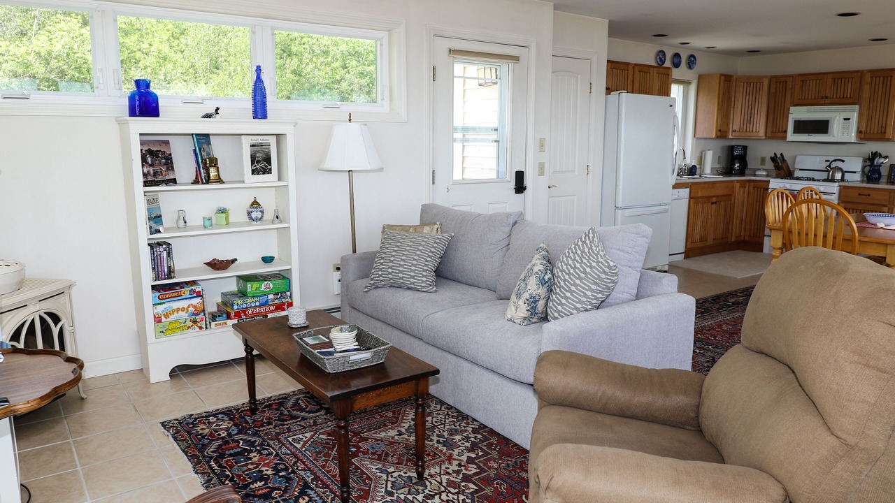 Photo of Livingroom in Surry