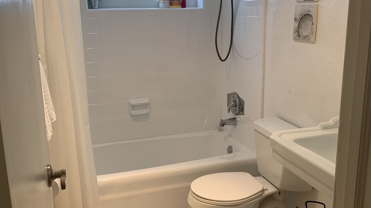 Photo of Bathroom in East Boca Raton