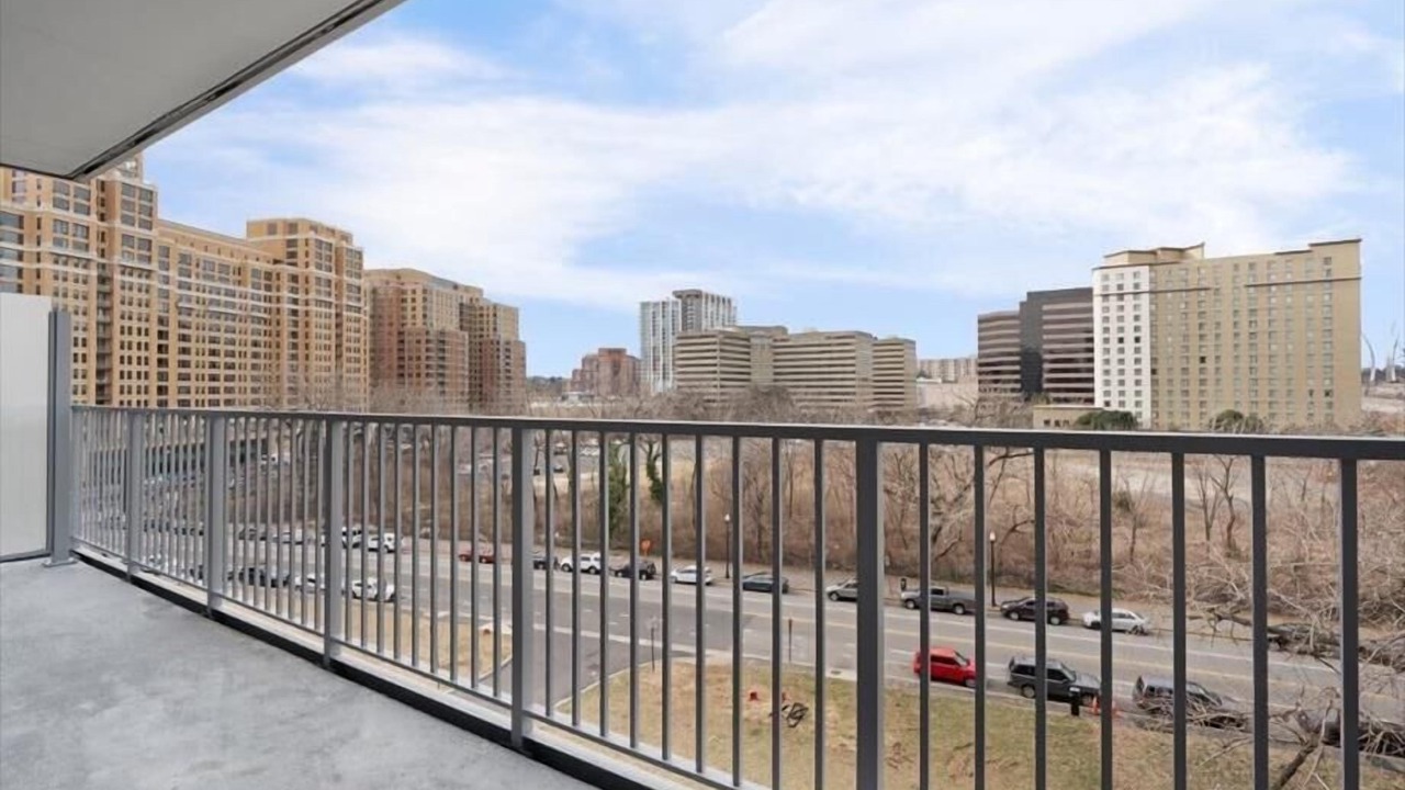 Photo of Patio Balcony in Crystal City