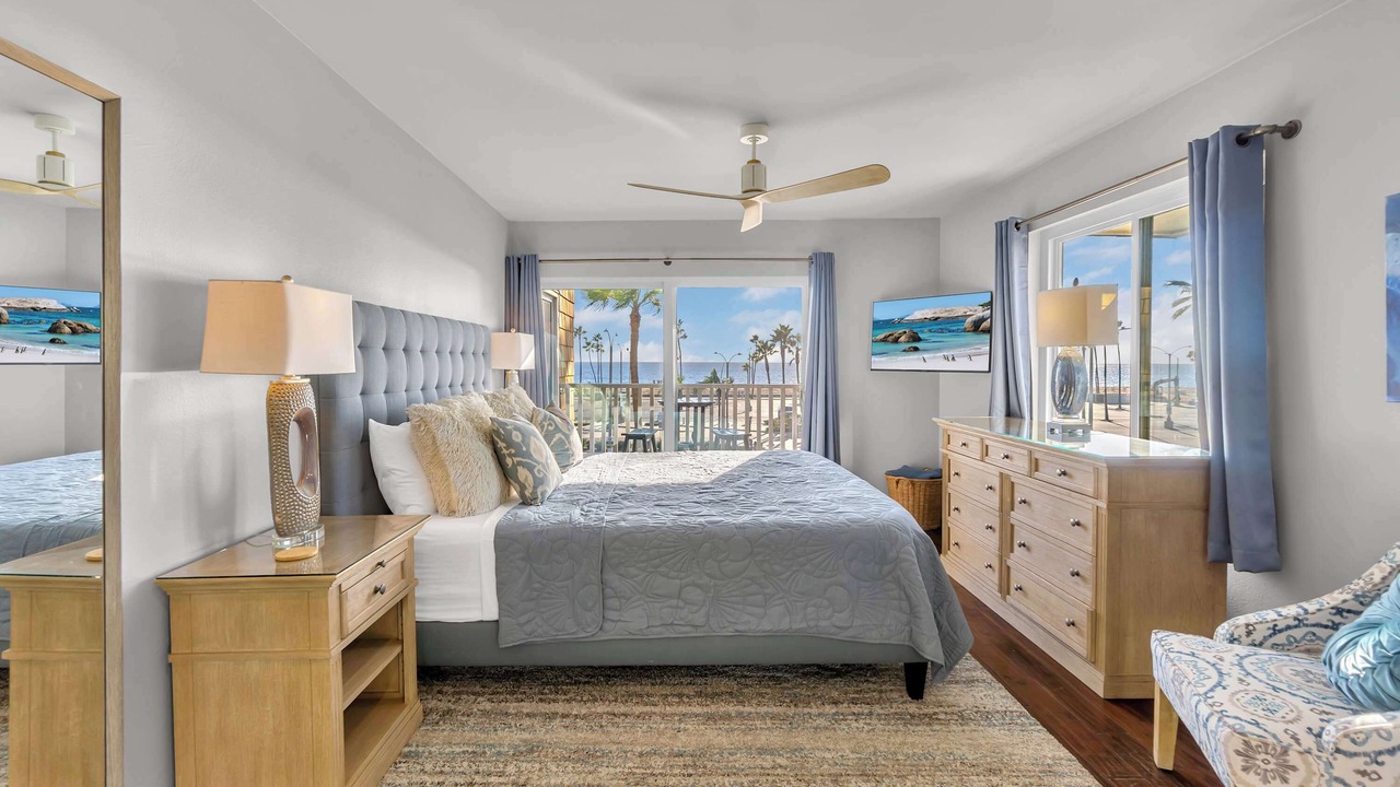Photo of Bedroom in Balboa Peninsula