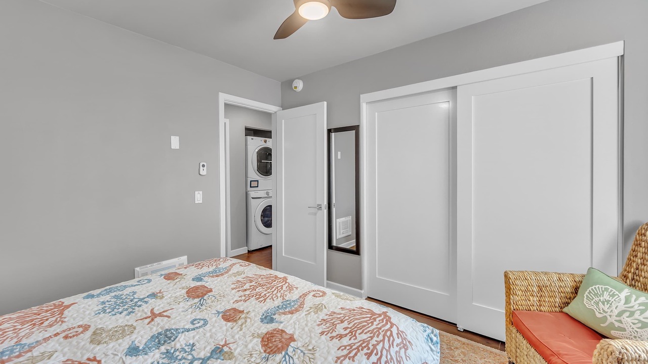 Photo of Bedroom in Balboa Peninsula