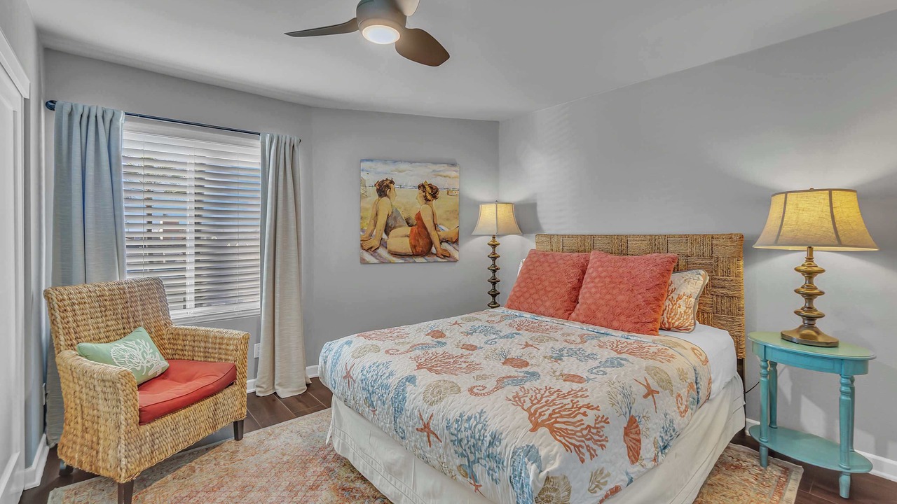 Photo of Bedroom in Balboa Peninsula