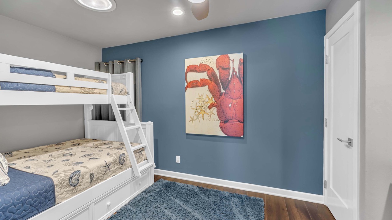 Photo of Bedroom in Balboa Peninsula