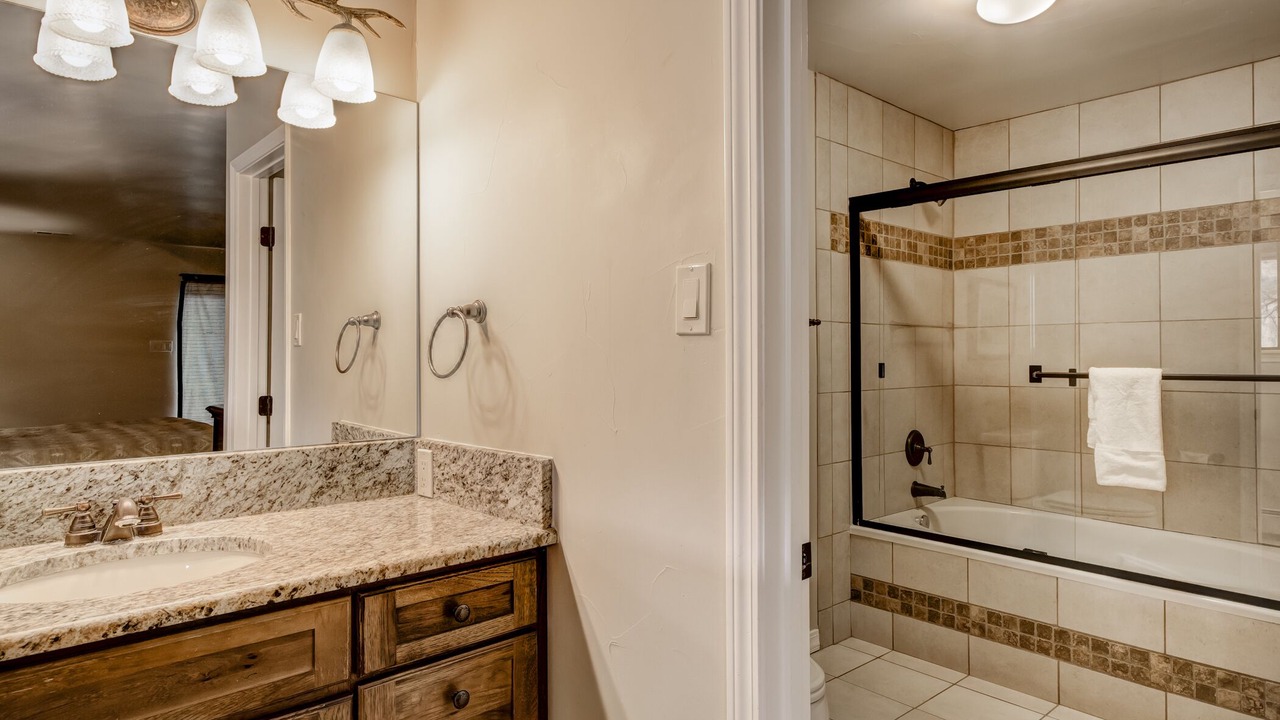 Photo of Bathroom in Ruidoso